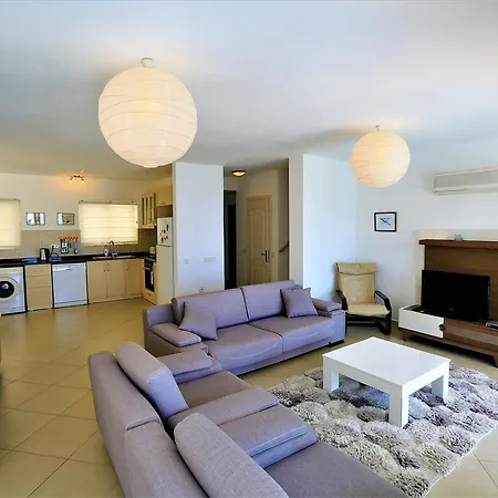 Mikonos فيلة