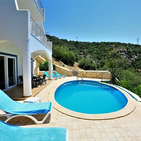 فيلة Mikonos كالكان